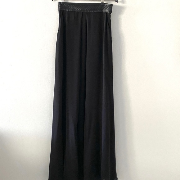 Elizabeth and James Silk Maxi Skirt Size S - Picture 2 of 8